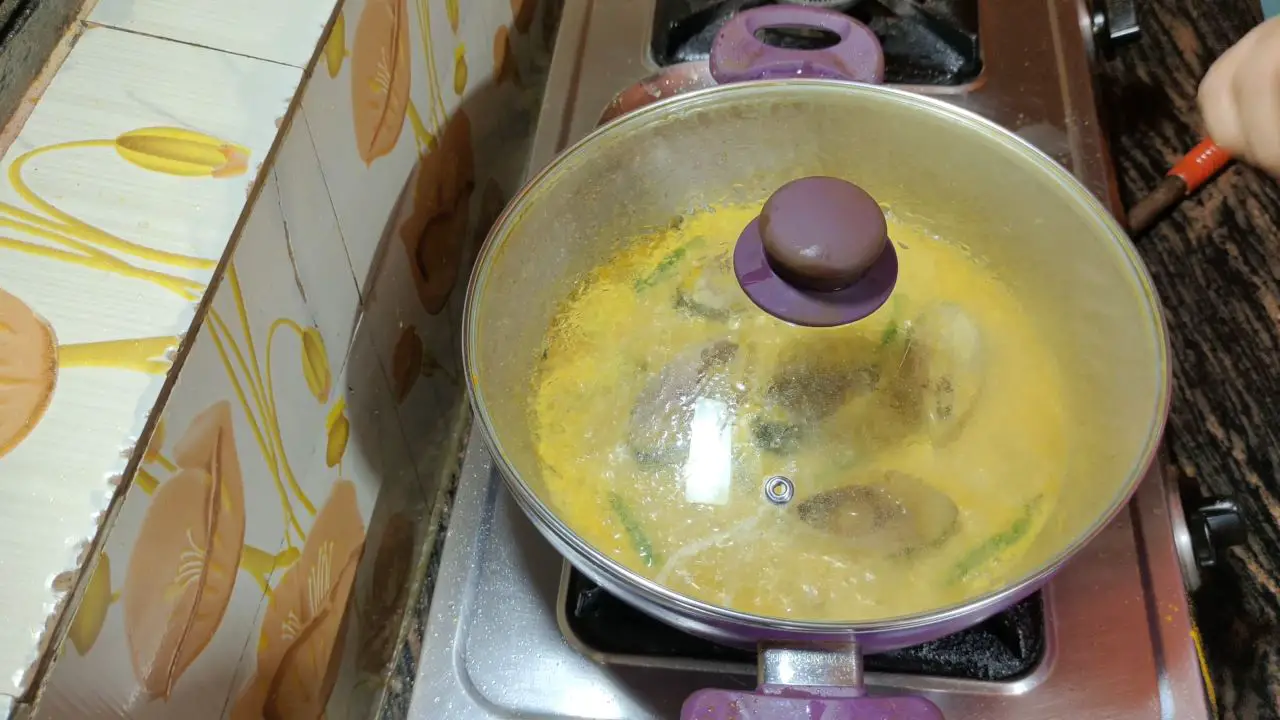 Putting a lid on the pan