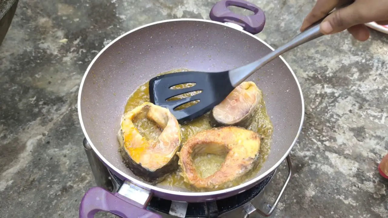 Frying the fish