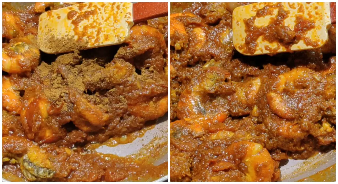 Adding garam masala powder. Give the prawns and spices a good stir