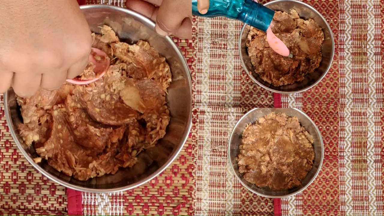 Smashing the pulp with a spoon and soaking it in water