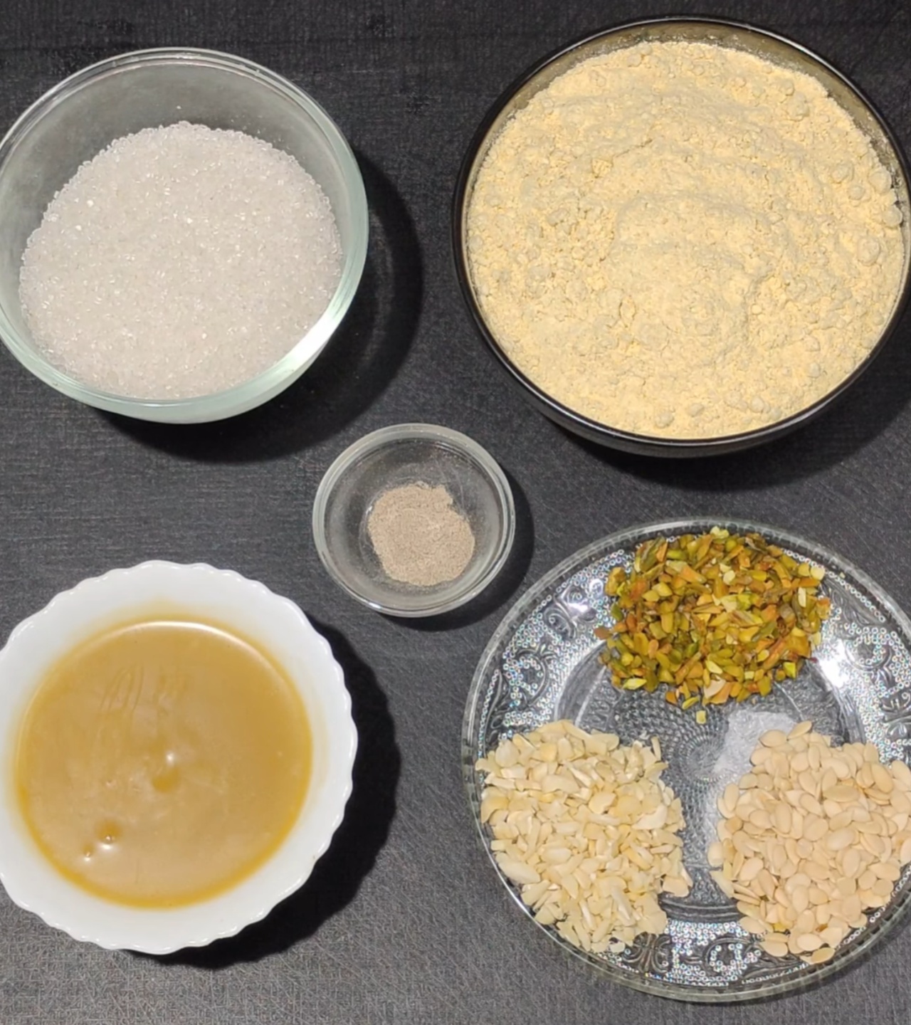 Besan Ladoo Ingredients