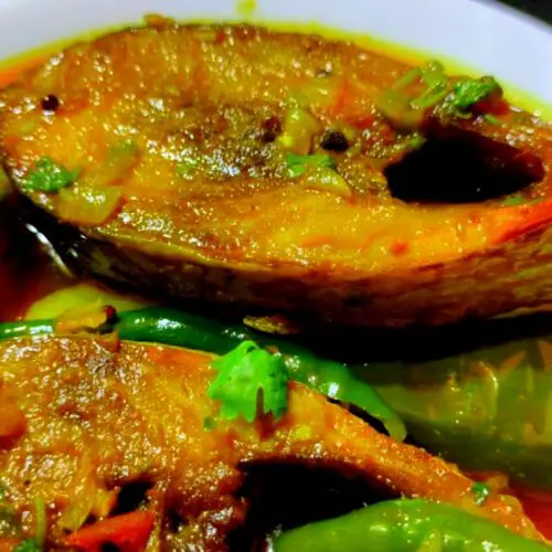Ilish Macher Jhol Featured Image