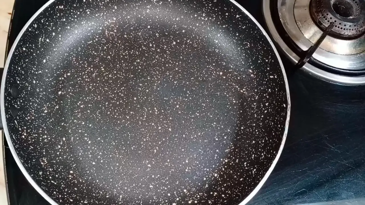 Heating a frying pan