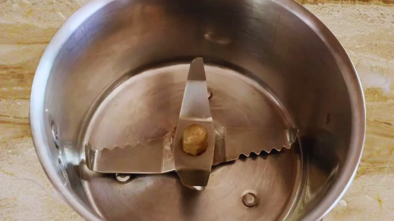 a clean and dry grinder