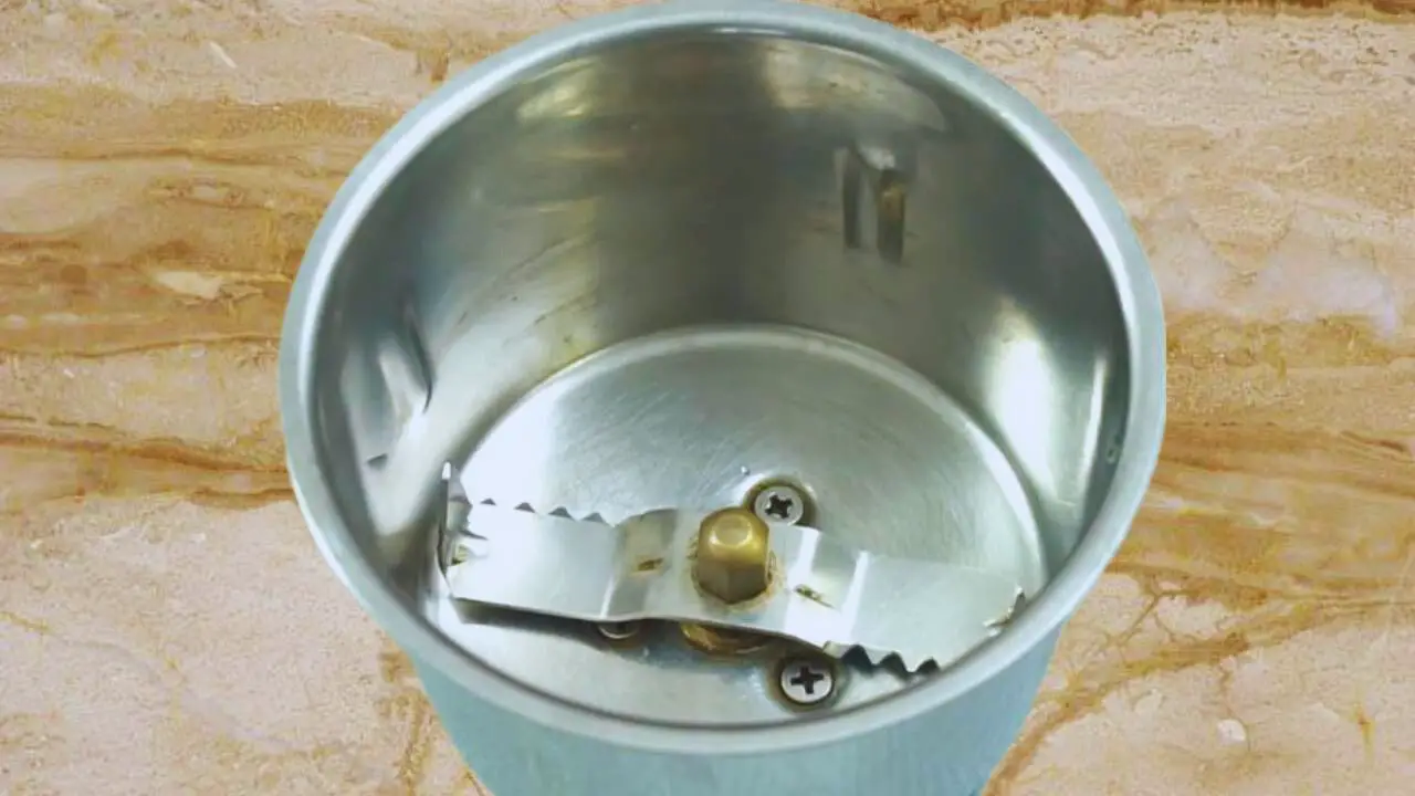 a Clean grinder