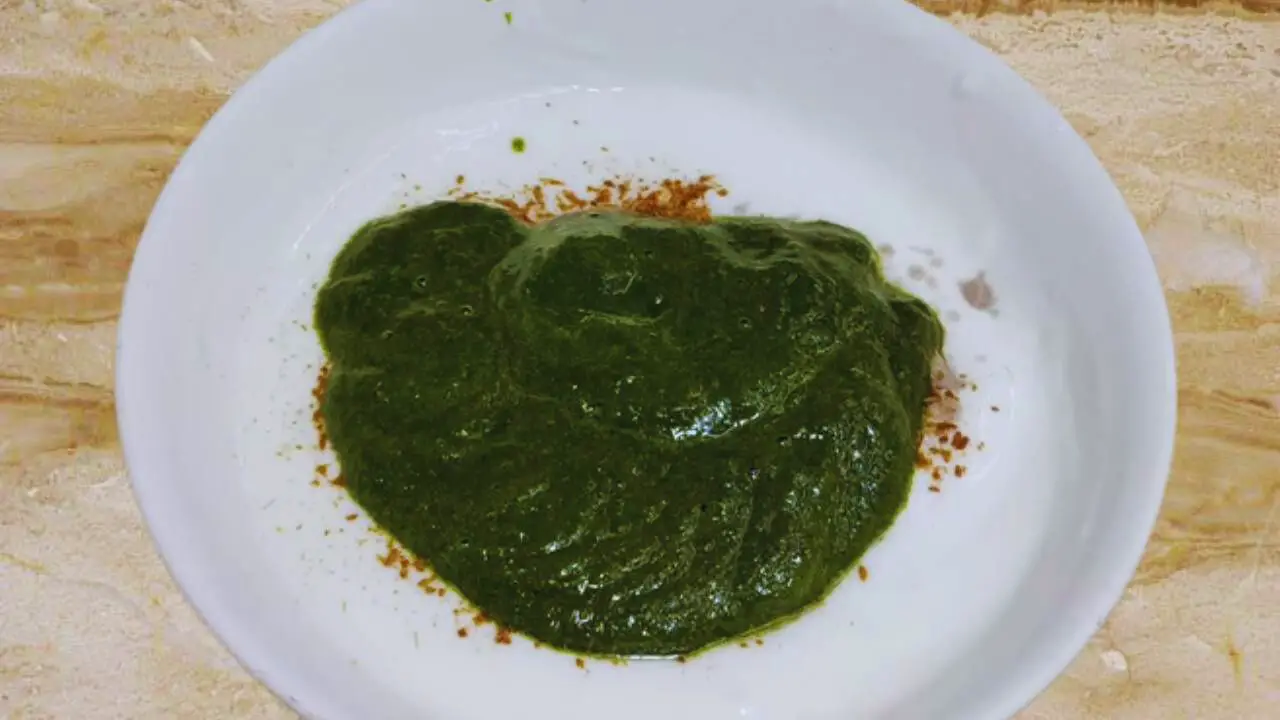 Added a little bit of the coriander-mint paste