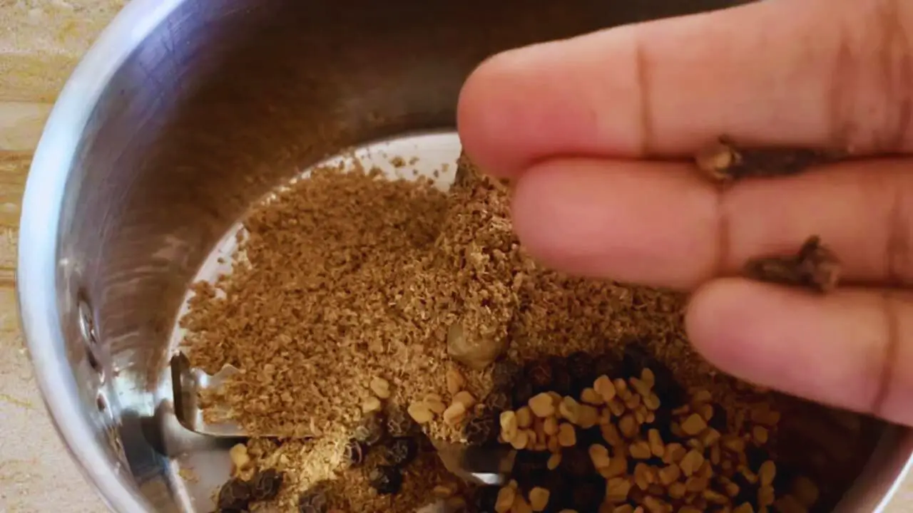 Adding 2 pieces of cloves