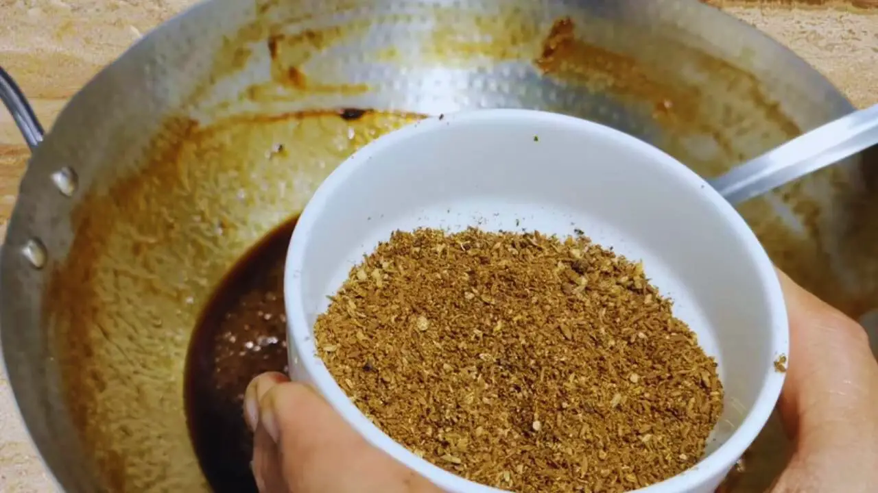 Added 1.5 tsp of the crushed roasted spices to the chutney