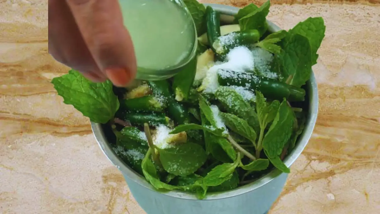 Adding 1 tsp of fresh lime juice