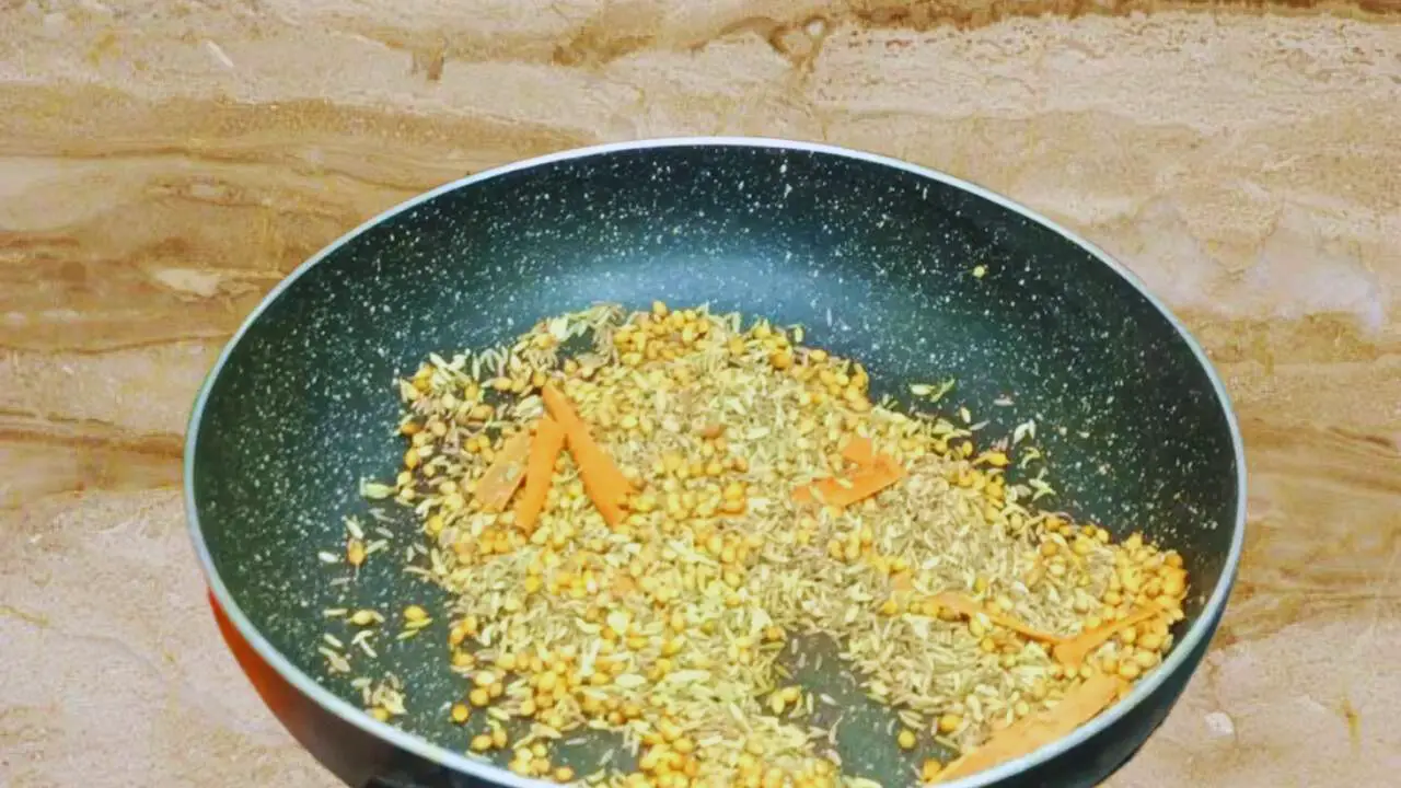 Checking the color of the spices