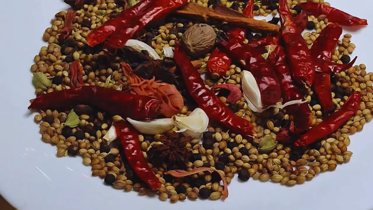 Transferring dry roasted spices onto the plate