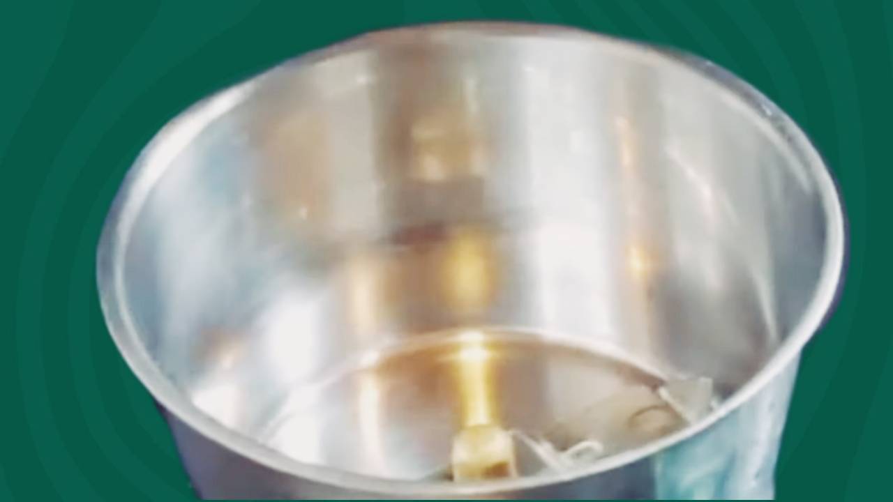 Taking a clean and dry grinder