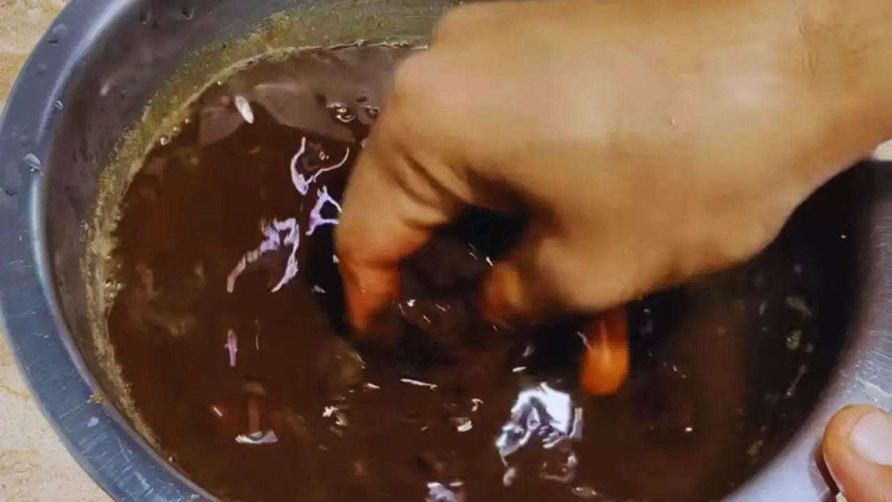 Mashing the pulp with your hands
