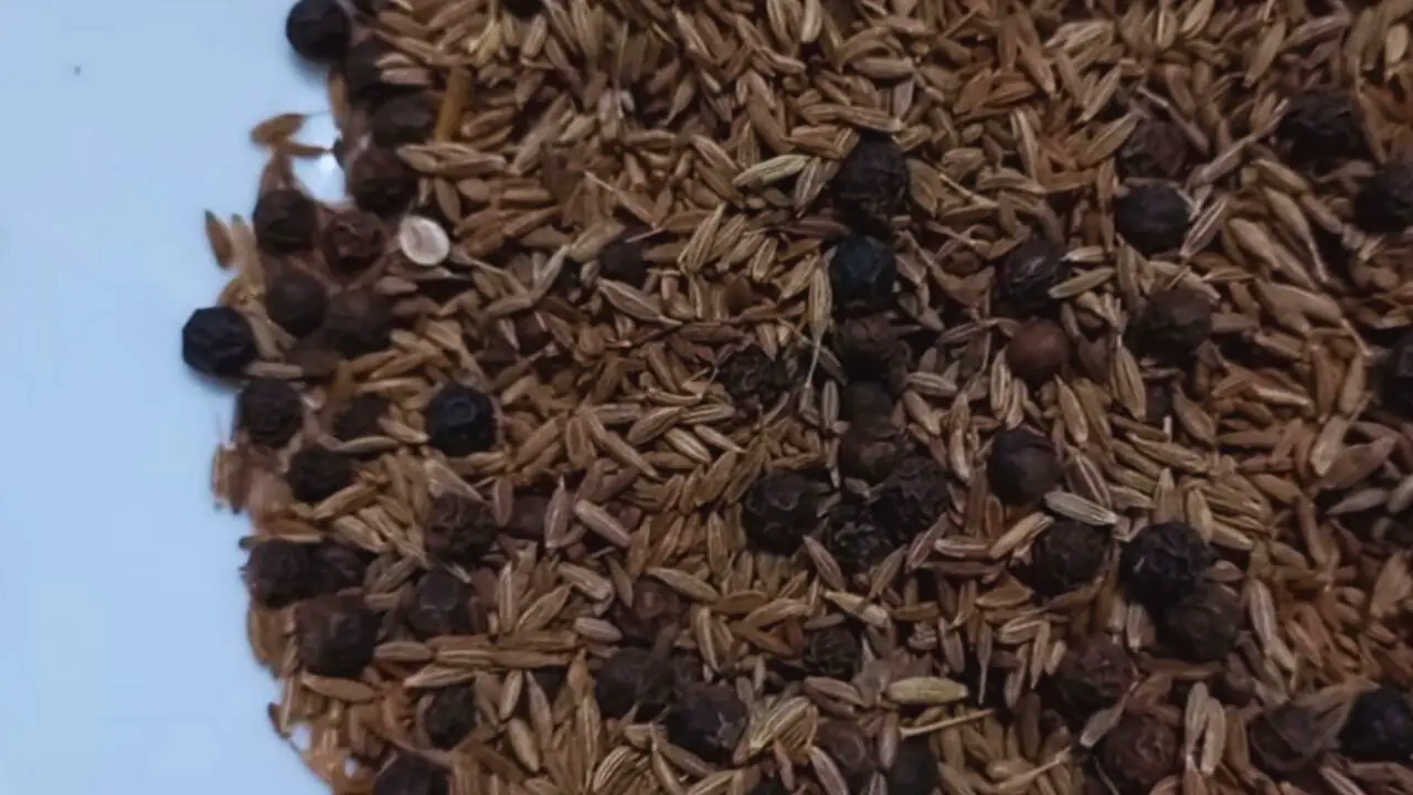 Transfered the roasted spices onto a plate