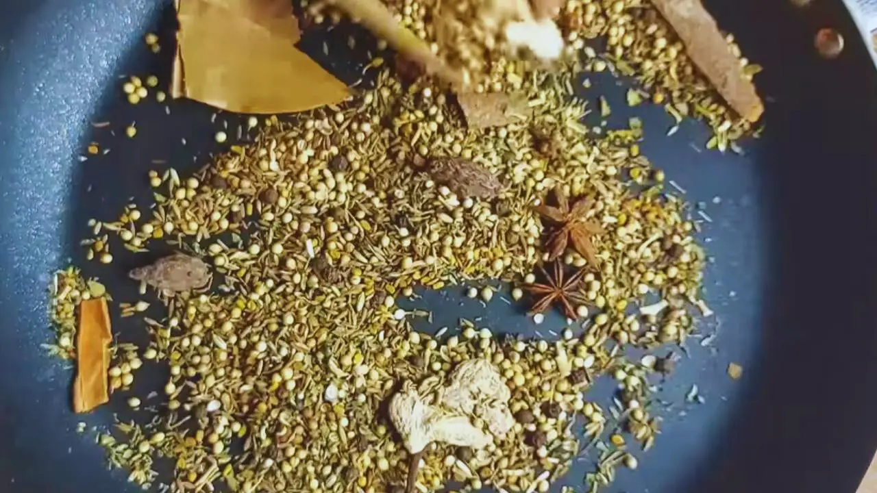 Spices cooling off completely