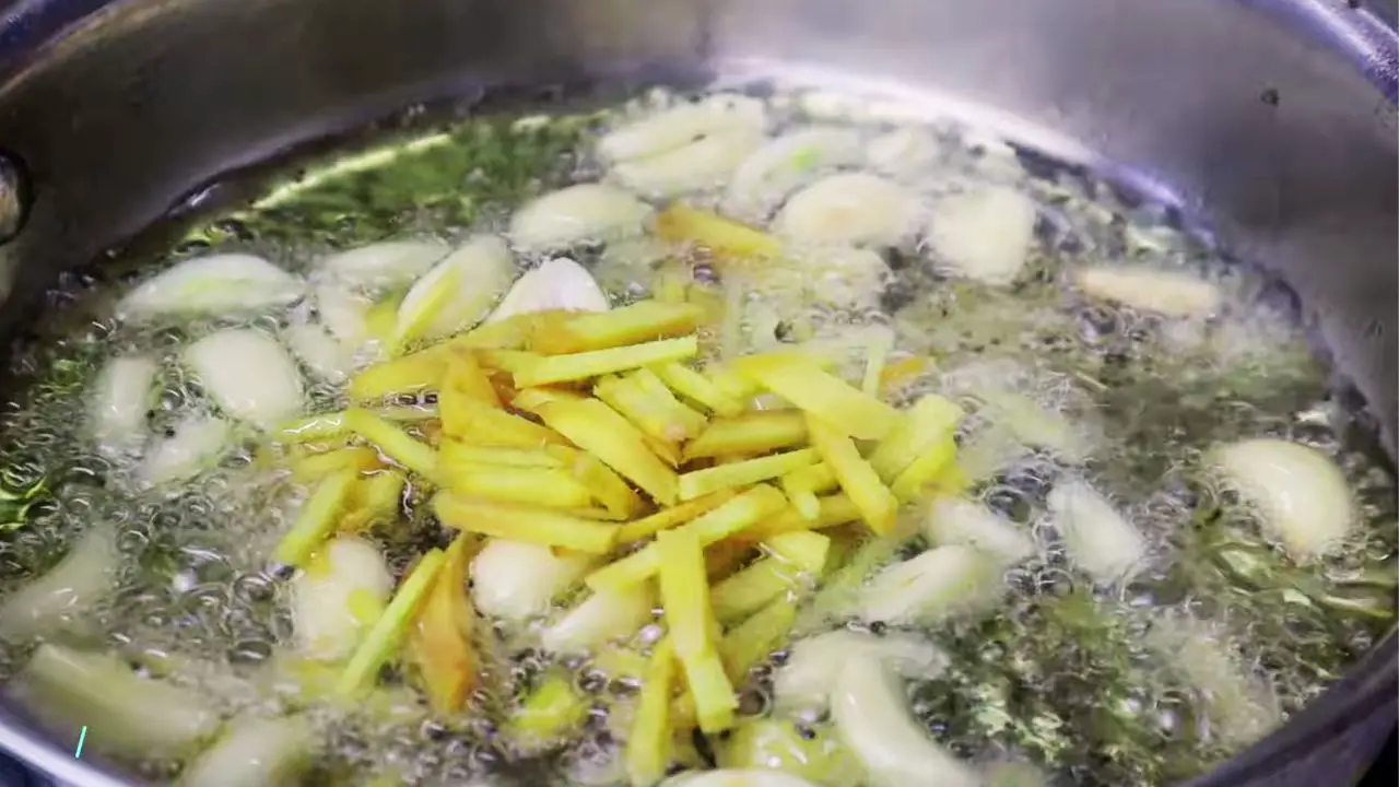 Added 2 tbsp garlic cloves and 3 tbsp ginger pieces