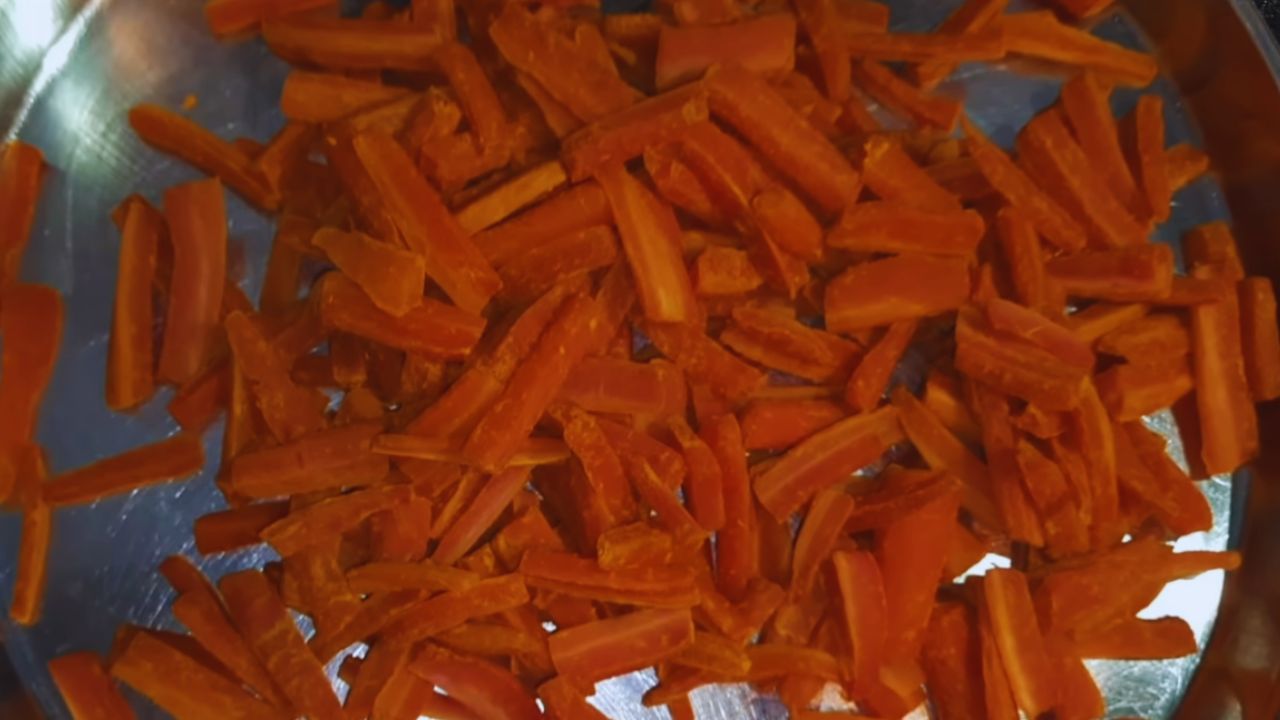 Sun dried carrots
