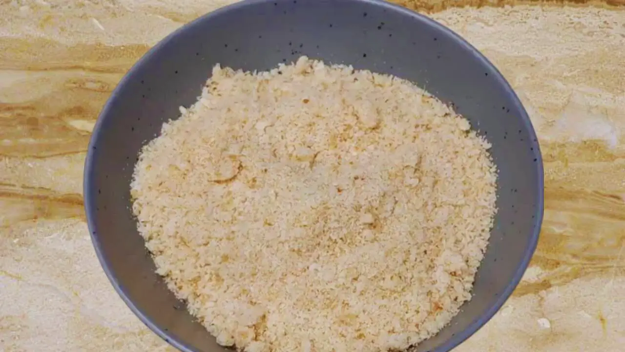 Bread crumbs to coat paneer fingers