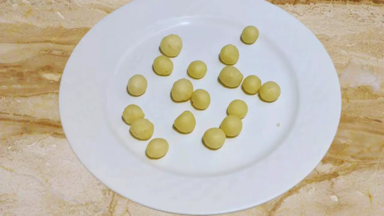 Cheese balls