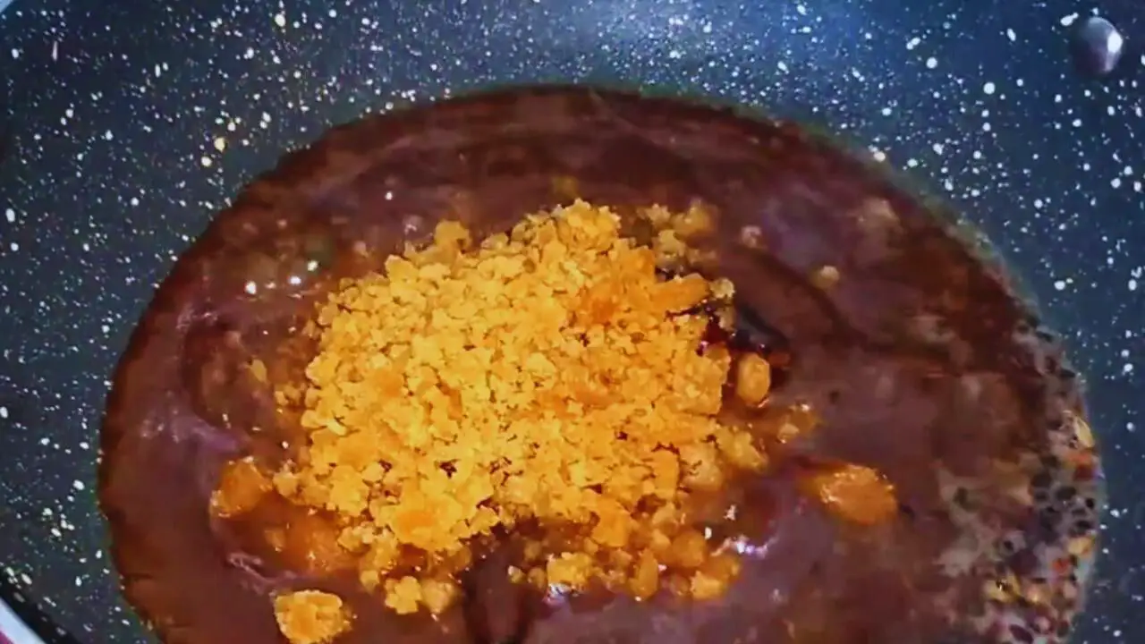Add jaggery to banana chutney 