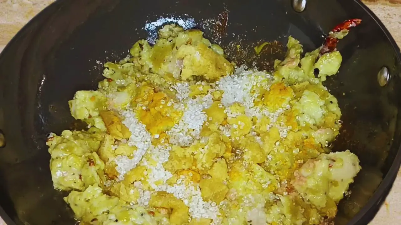 Adding jalpai and other ingredients 