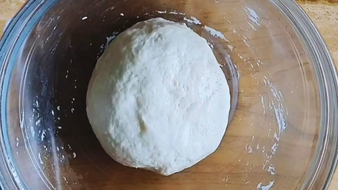 Dough to make Fish Momo