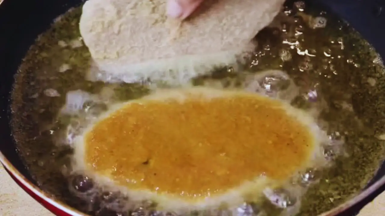 Frying Chicken Cutlets