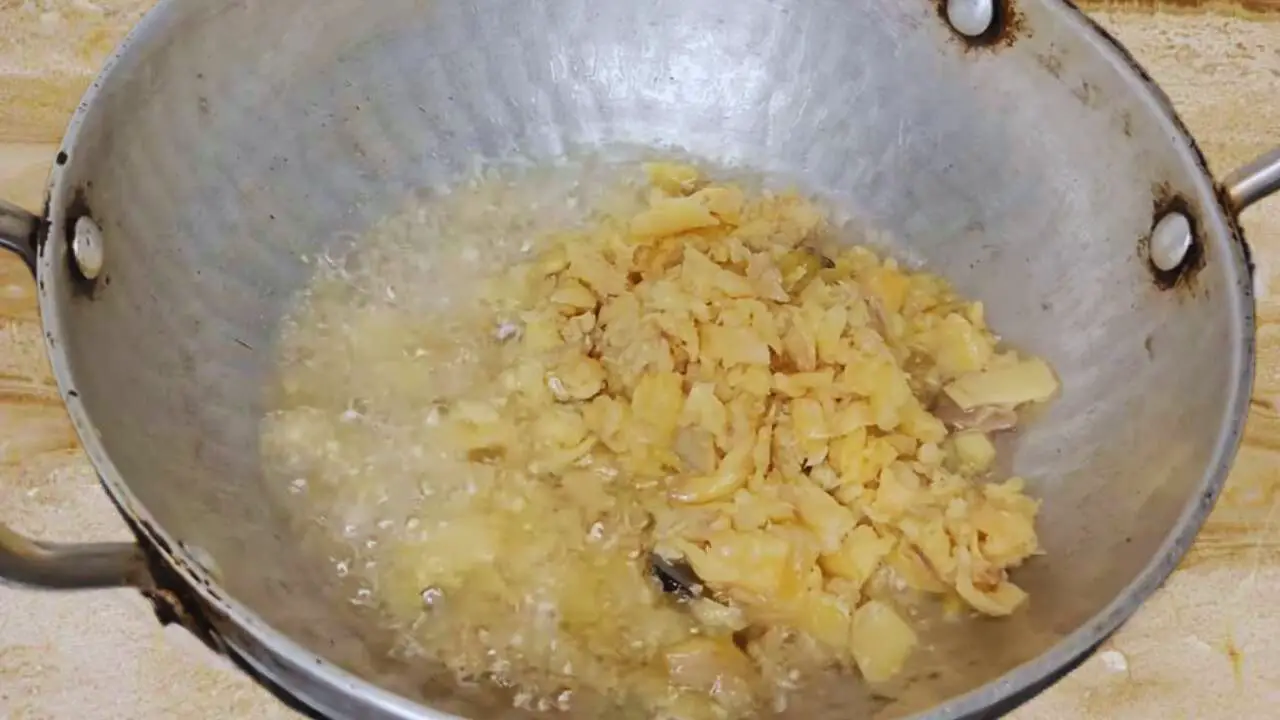 Frying fish