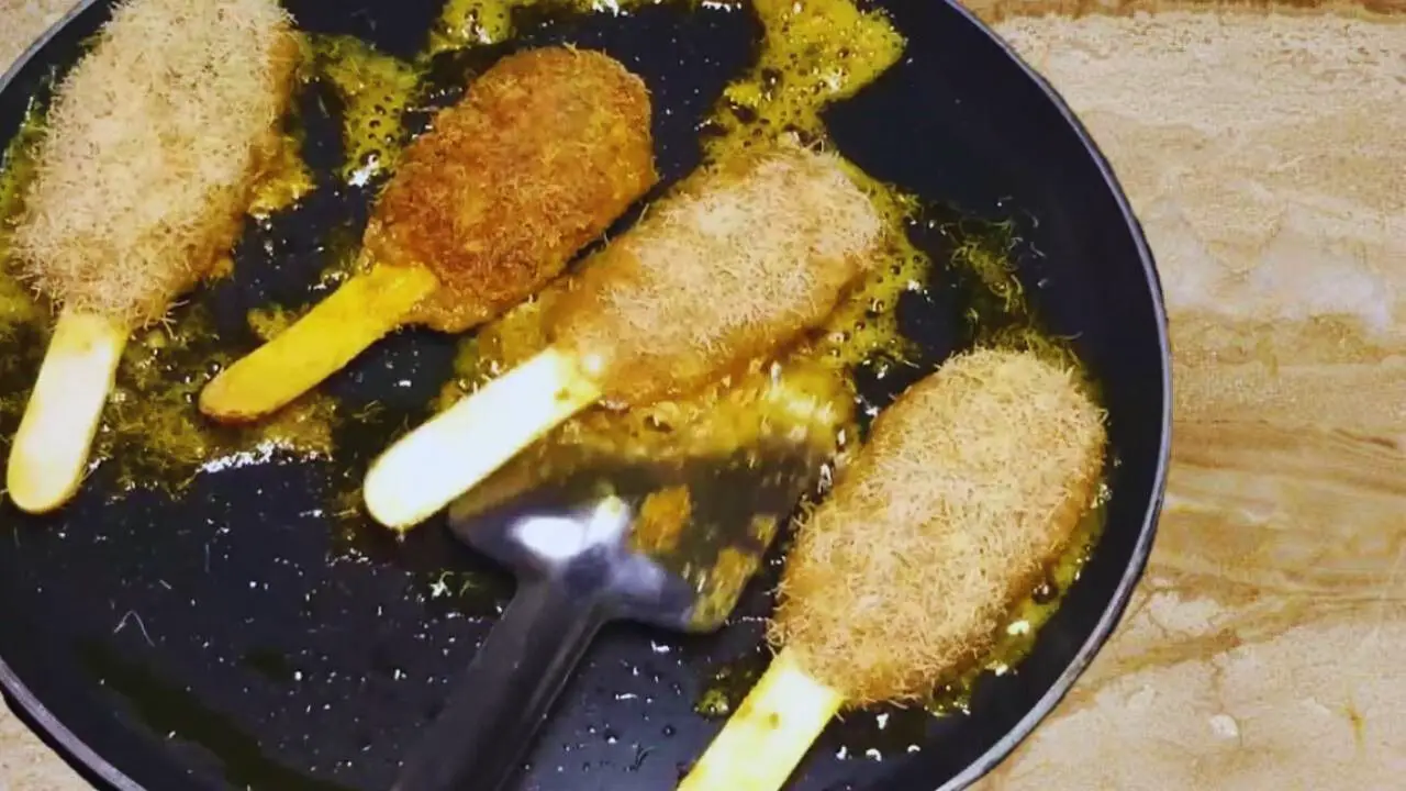 Frying mutton lollipops
