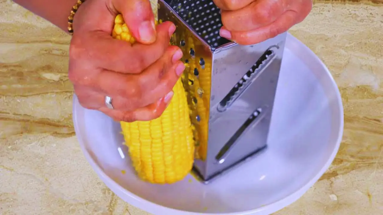 Grate corn kernel