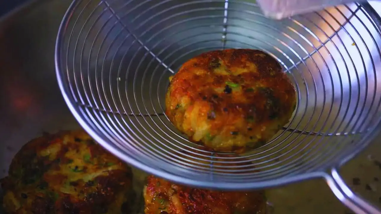 Removing corn kabab 