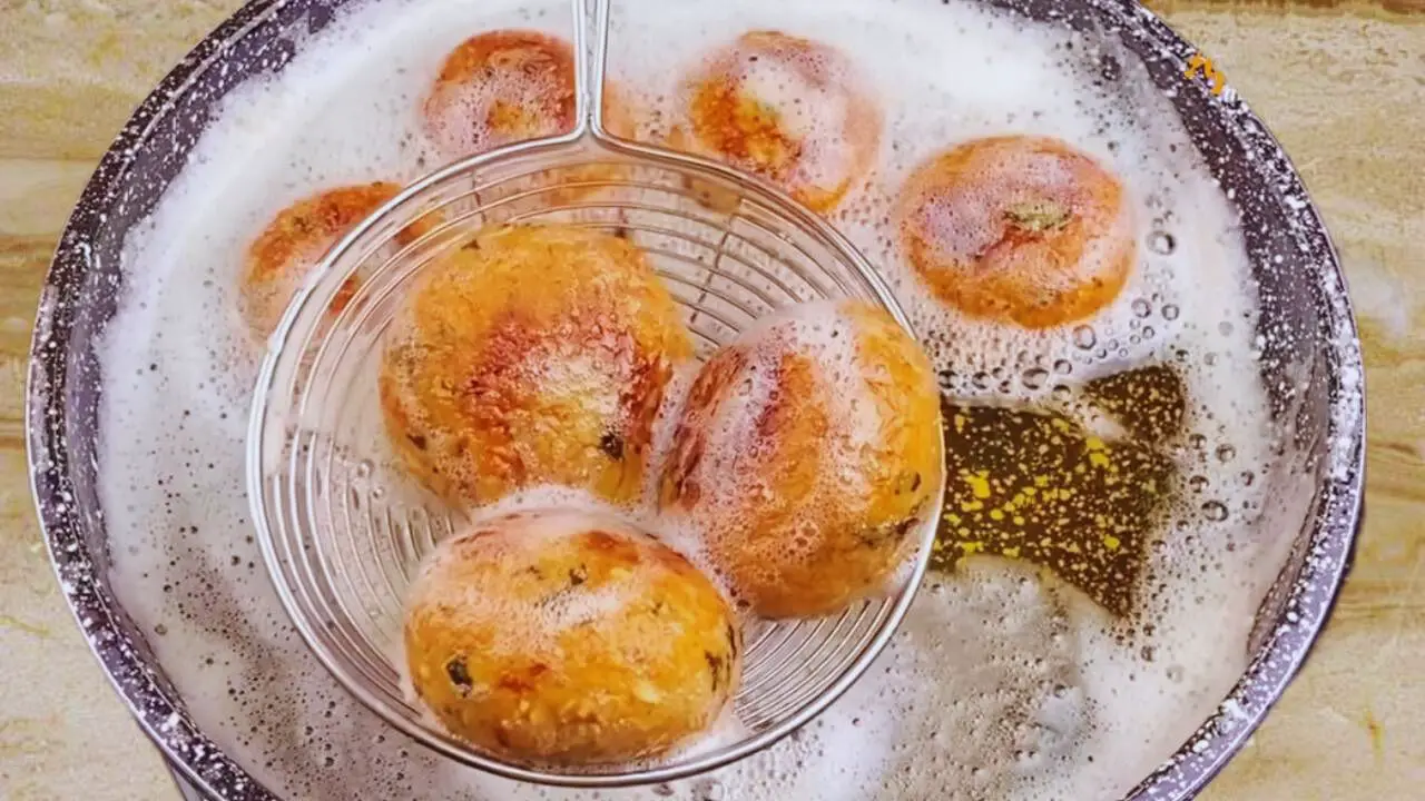 Removing egg kababs 