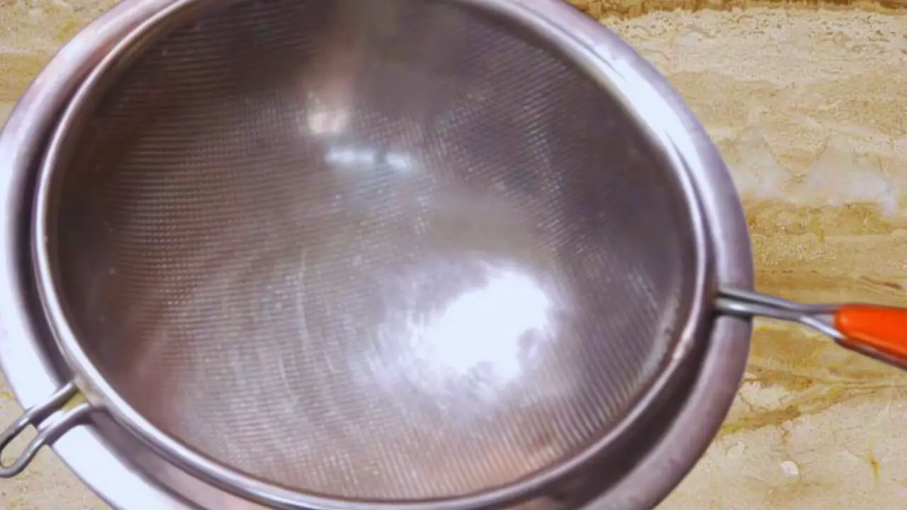 Strainer to strain tamarind paste 
