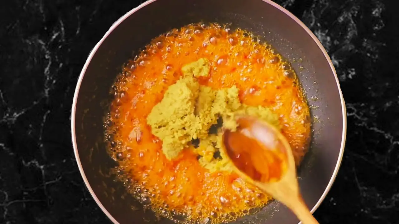 Adding the ginger paste 