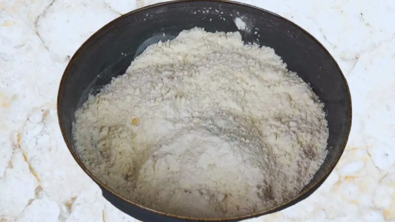 Mixing the ingredients 
