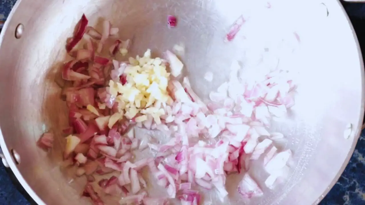 Adding garlic 