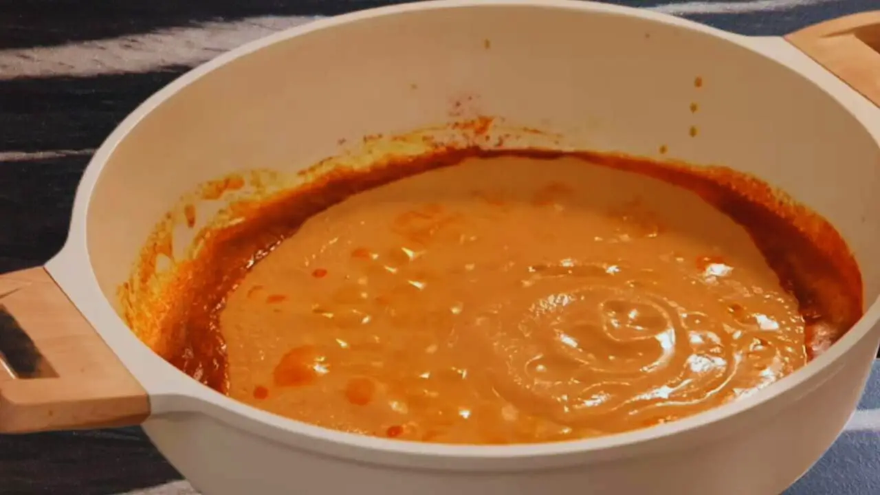 Adding masala paste 