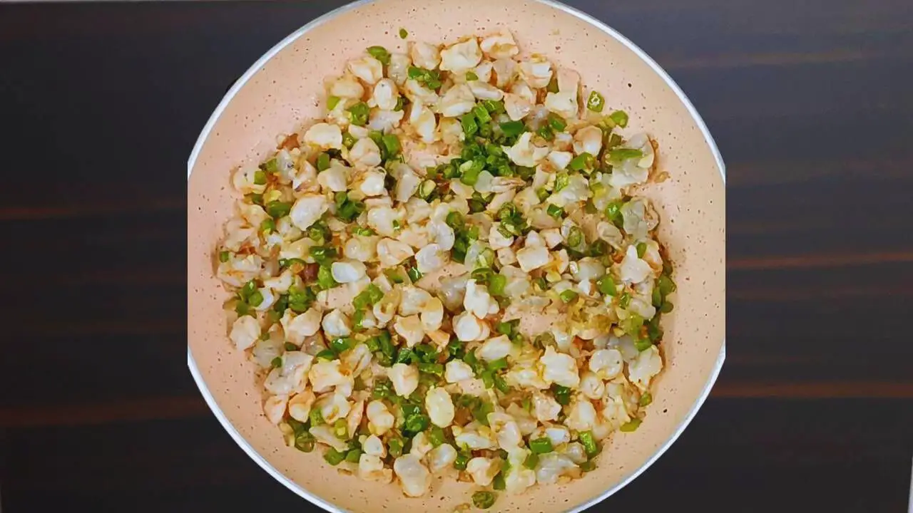 Cooked prawns 