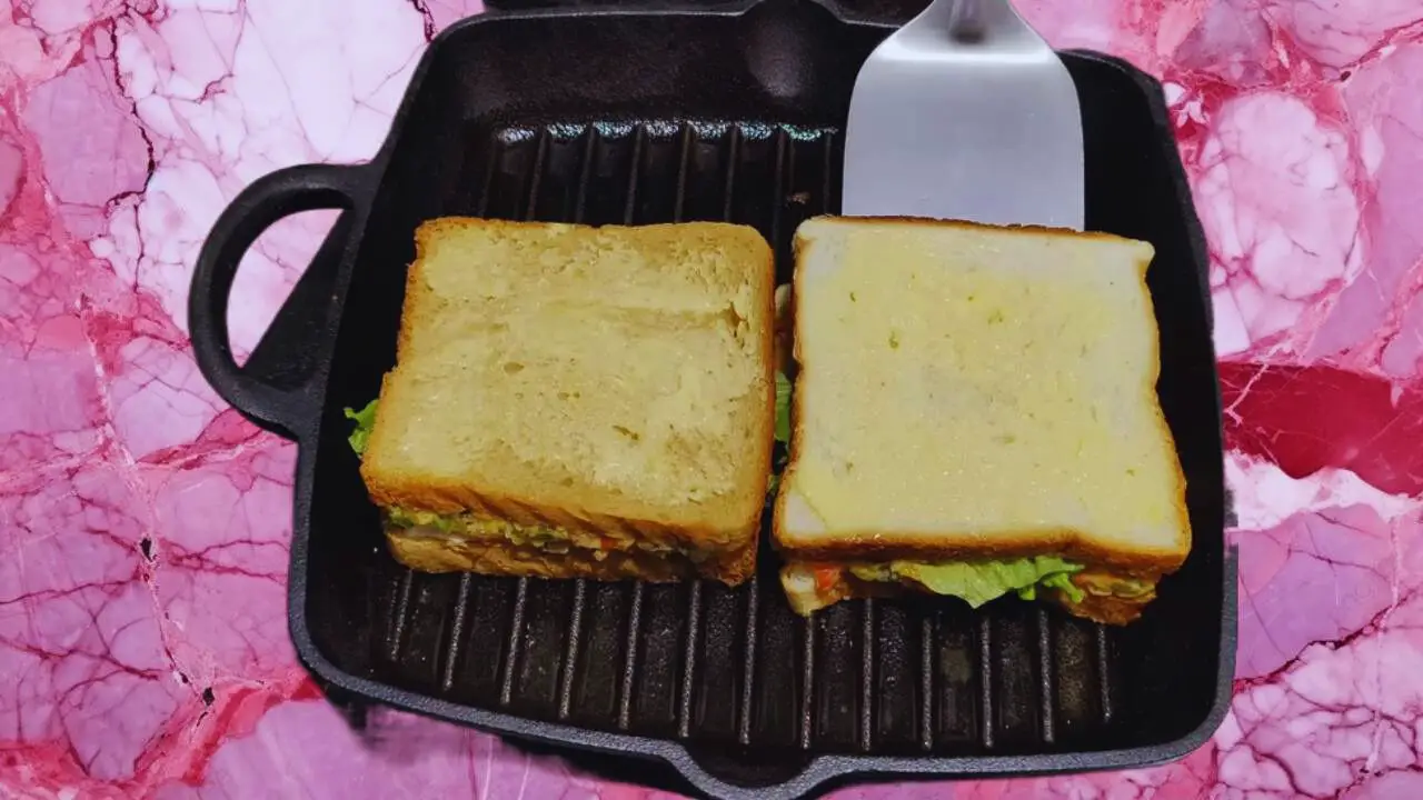Flipping sandwiches 