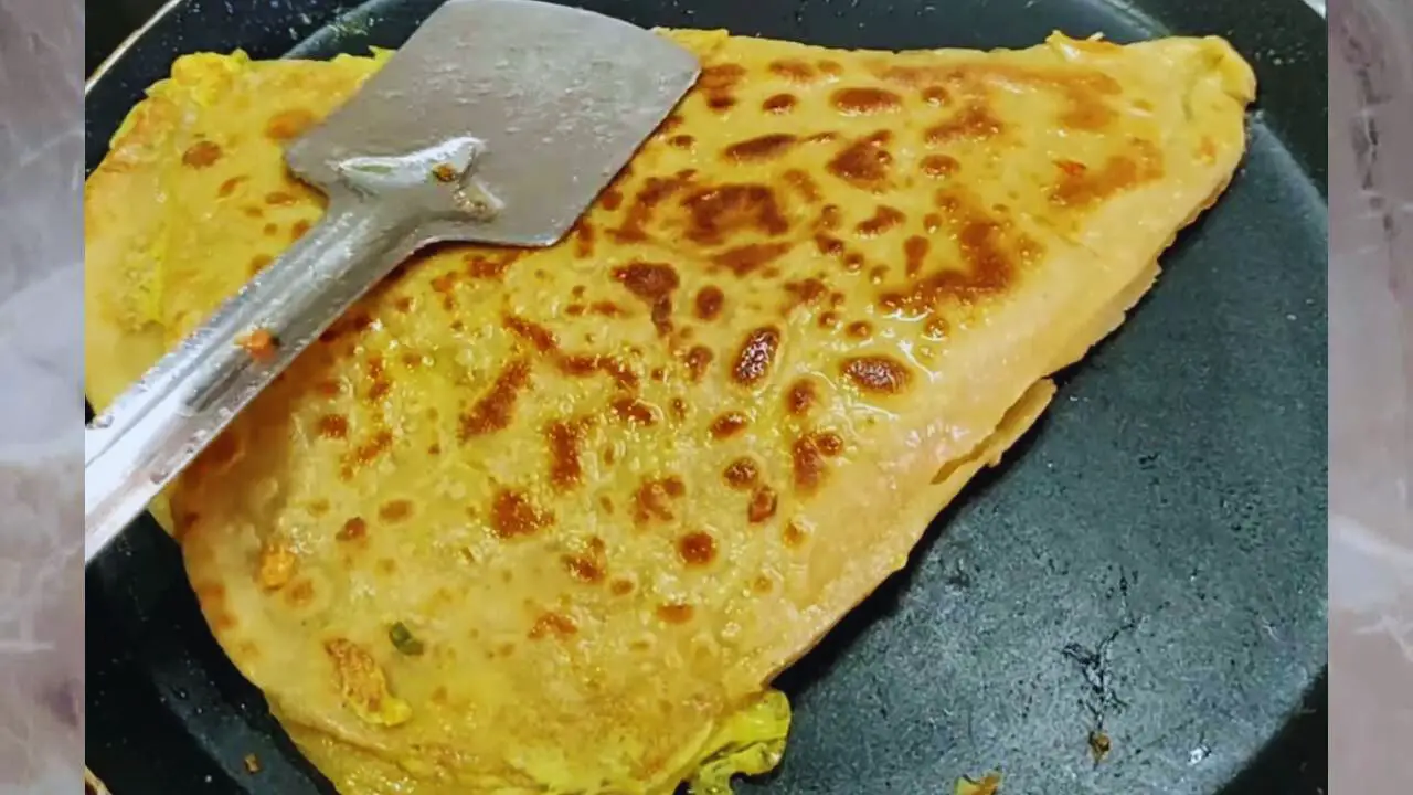 Flipping the Egg Paratha 