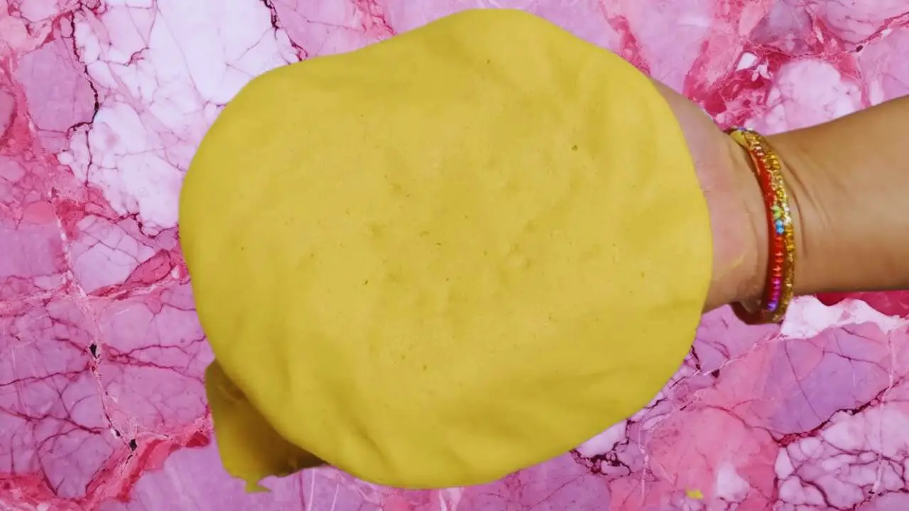 Makki Ki Roti Recipe | Mitar Cooking