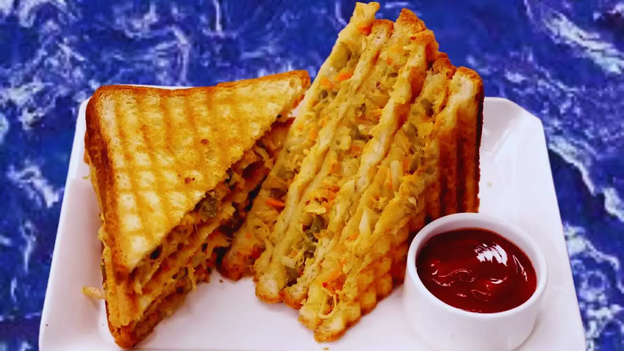 Vegetable Grilled Sandwich Featured image 