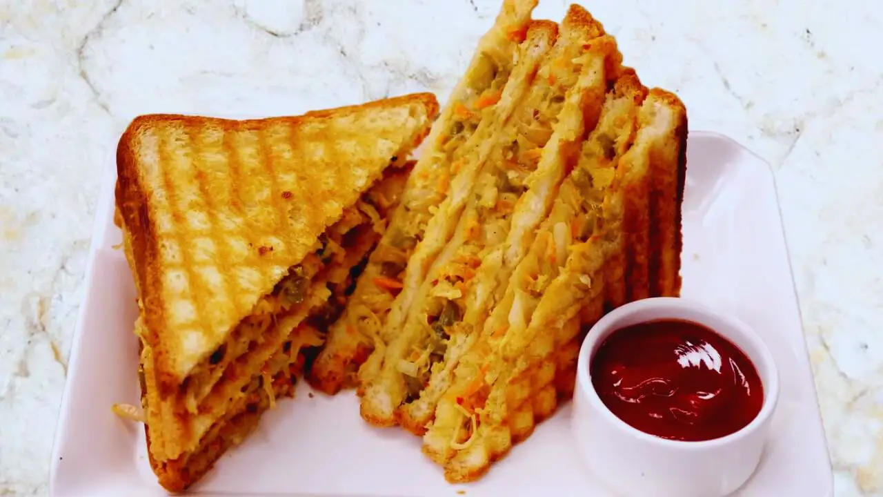 Vegetable Grilled Sandwich is ready 