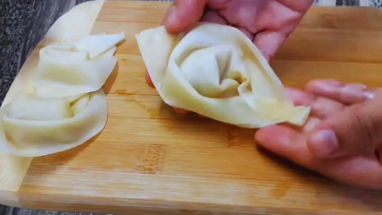 Wonton is ready to fry 