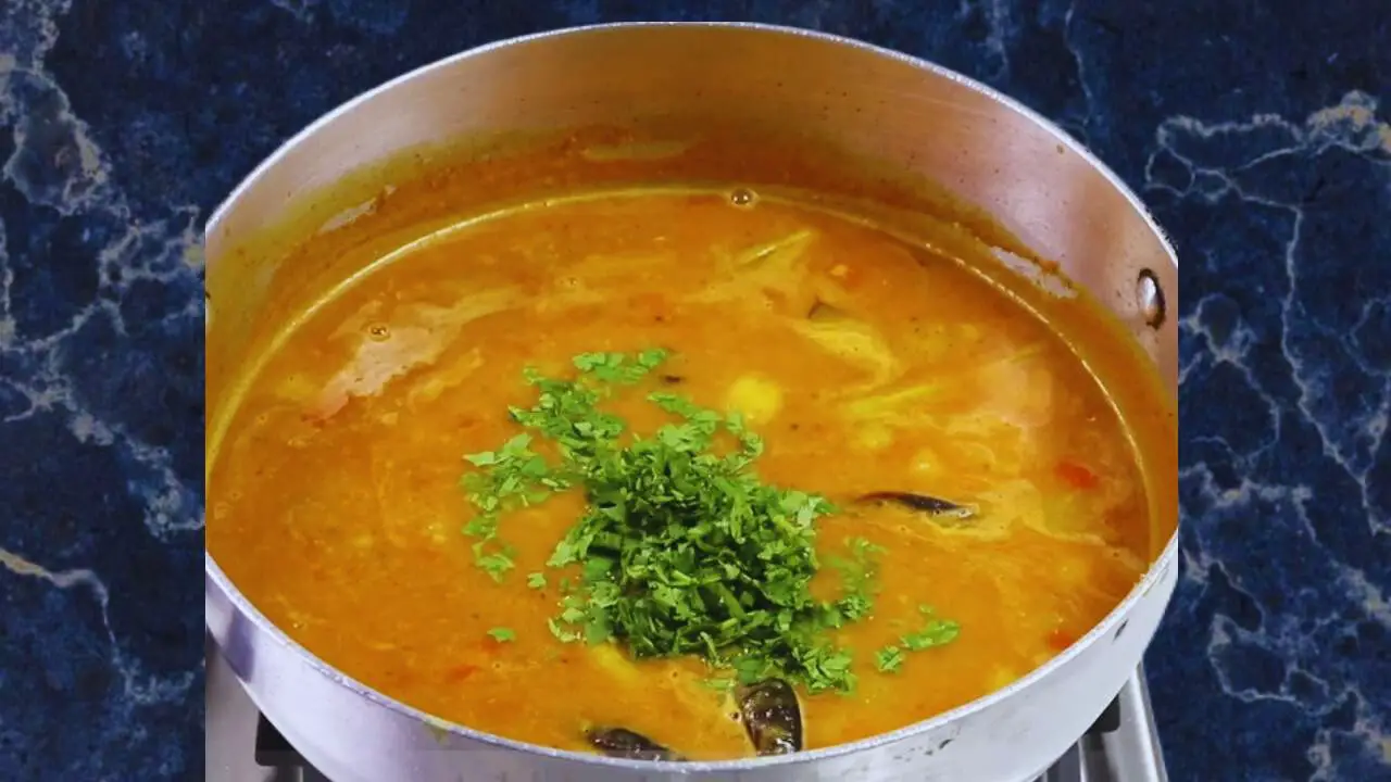 Adding coriander leaves 