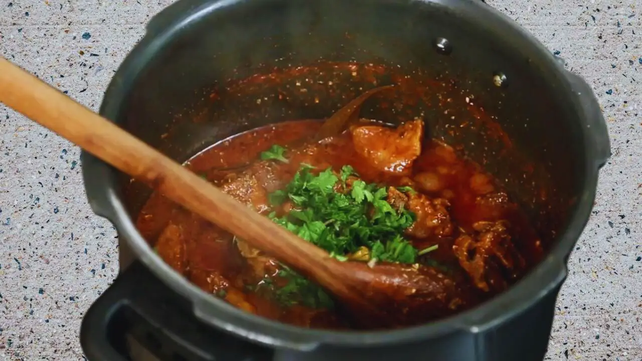 Adding coriander leaves 