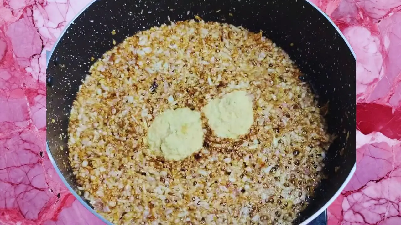 Adding ginger garlic paste 
