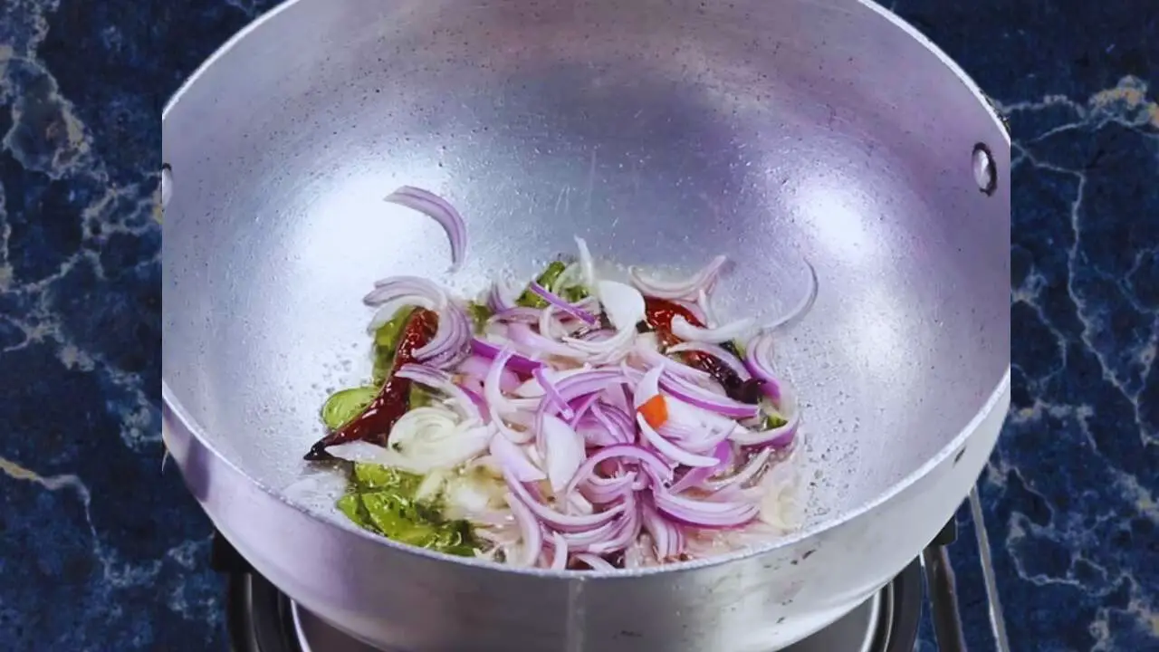 Adding onions 