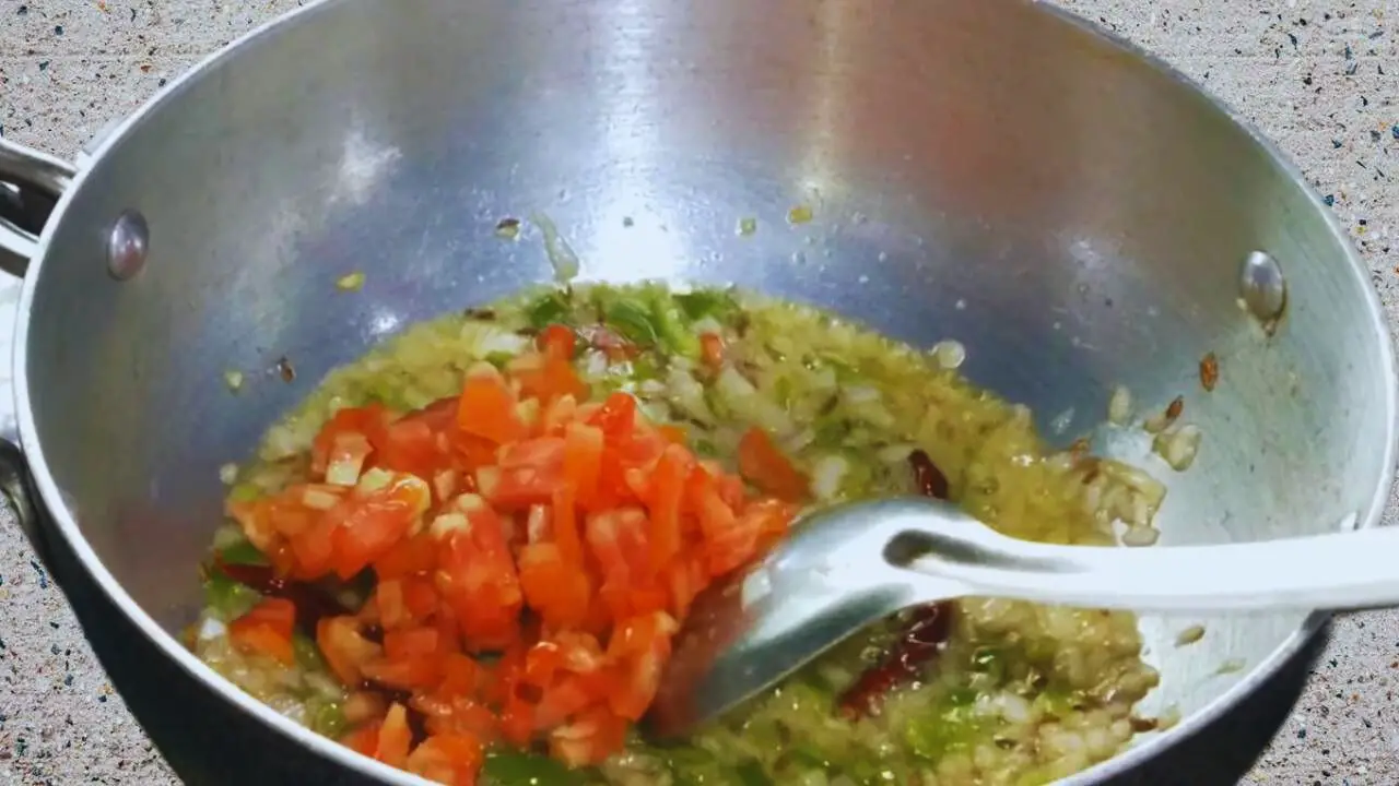 Adding tomatoes 