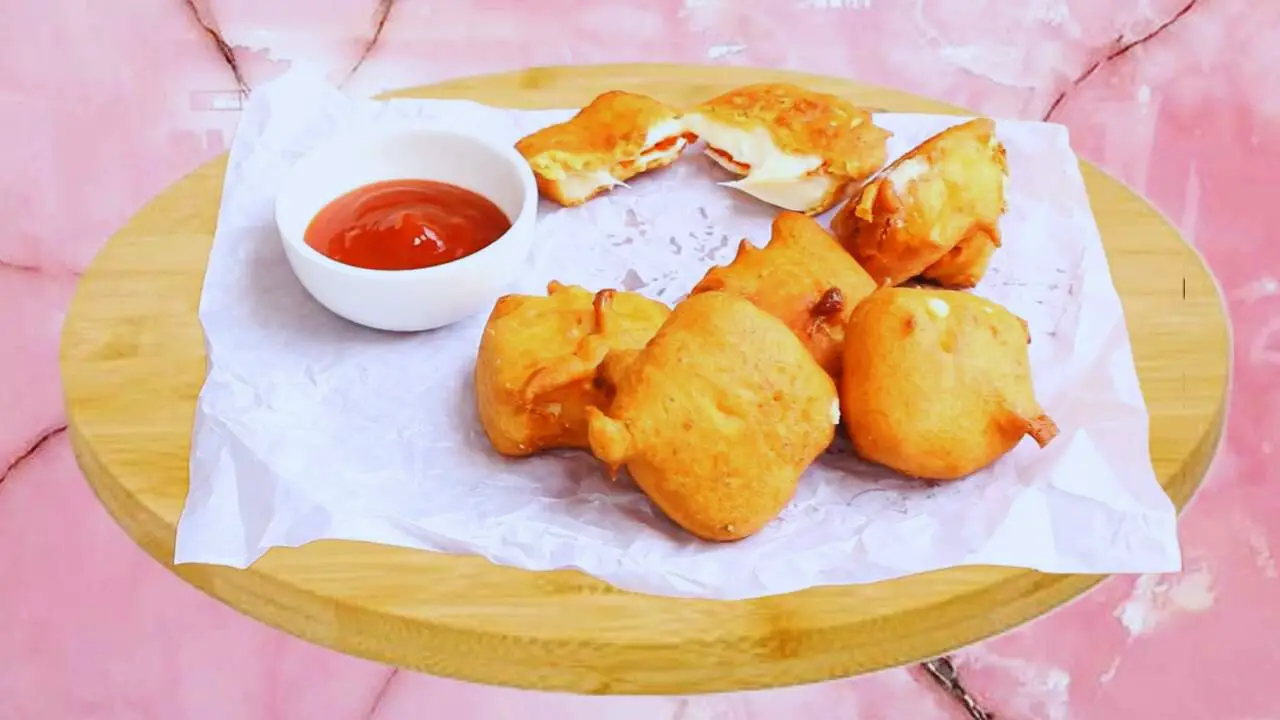 Cheese pakoras served 
